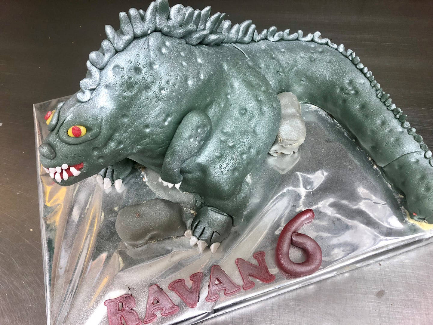 3-D Taart Godzilla